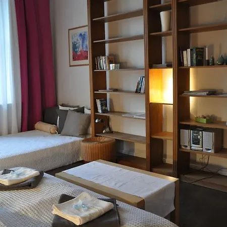 Apartament Parkowa *